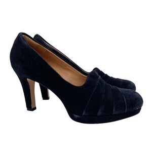 Clarks Artisan Delsie Joy Black Suede Round Toe Heeled Pumps Women's Size 9